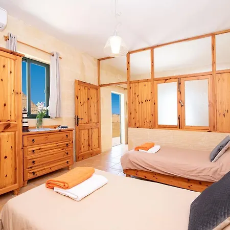 Ta Indri Country house